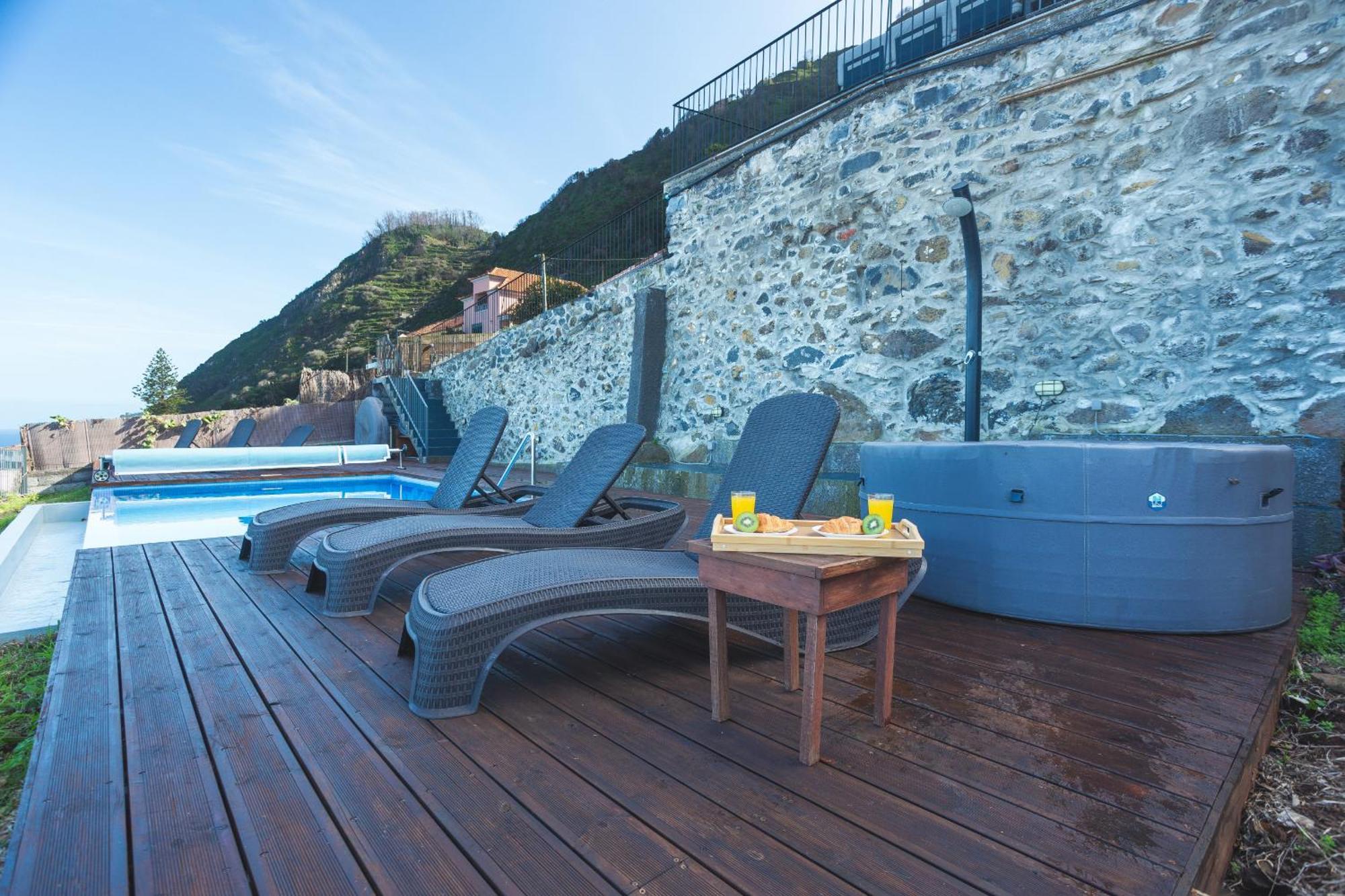 Casa Das Escaleiras By Atlantic Holiday Porto Moniz Luaran gambar